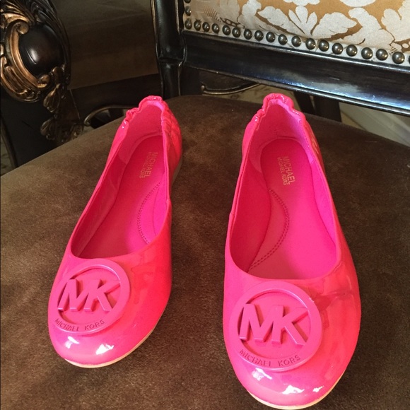 michael kors pink ballet flats